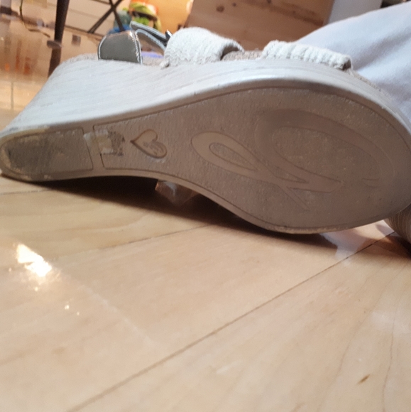 Platform sandals - Picture 2 of 2